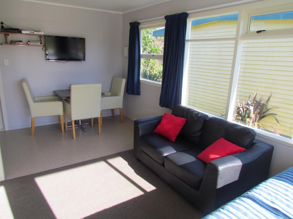 Baylys Beach Holiday Park Room photo